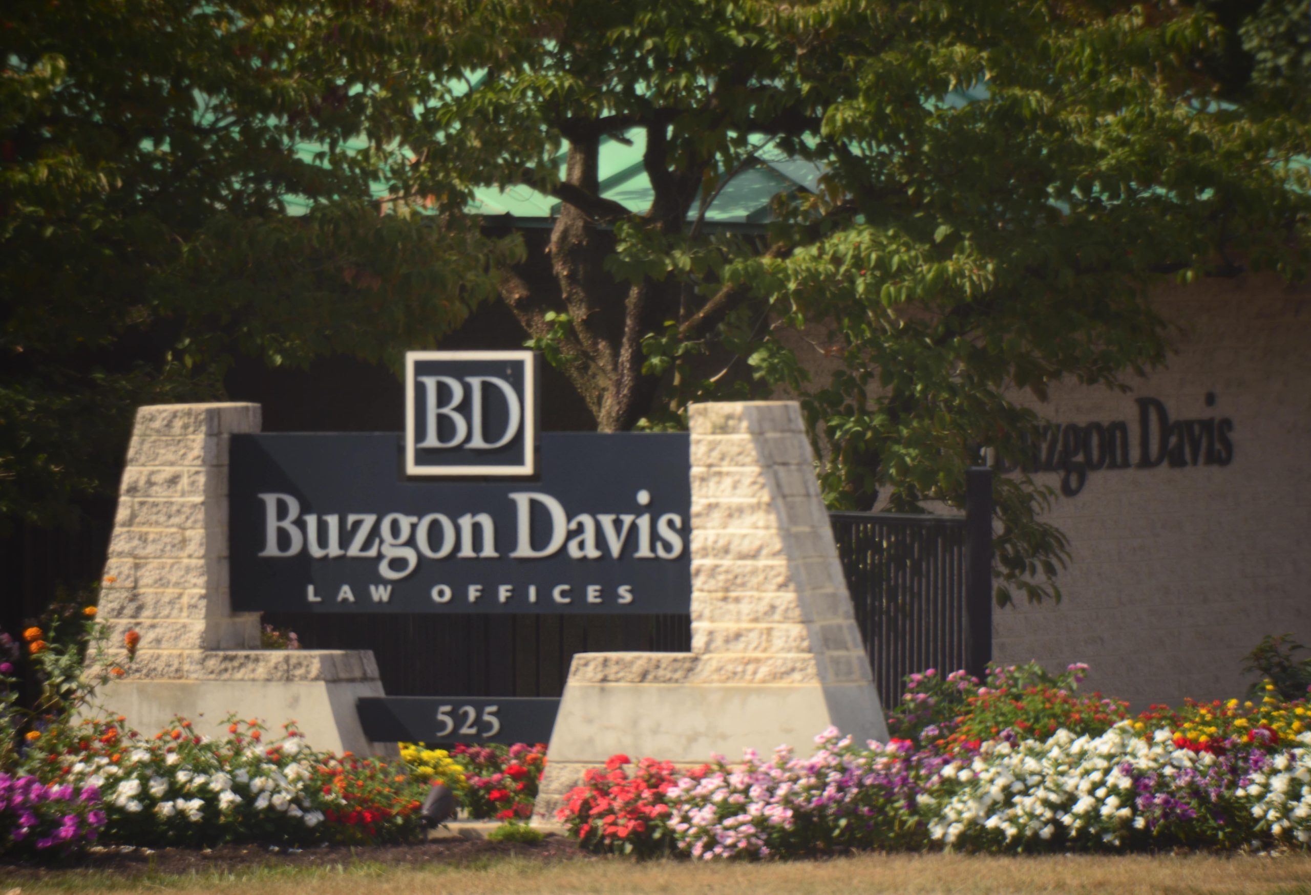 Domestic Violence Attorney , Buzgon Davis Law Offices